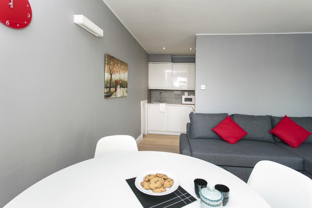 ロンドンItalianflat - Elshamアパートメント エクステリア 写真